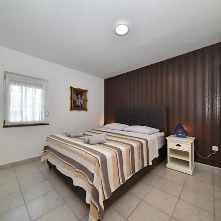 Apartamento Ivo Kaurinovic