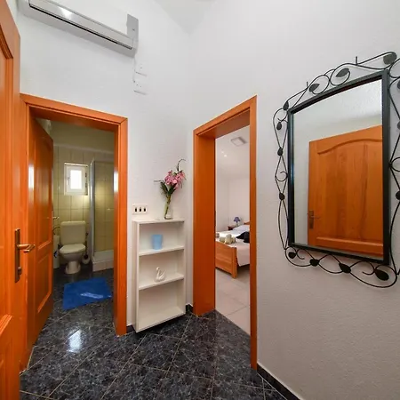 Ivo Kaurinovic Apartamento *