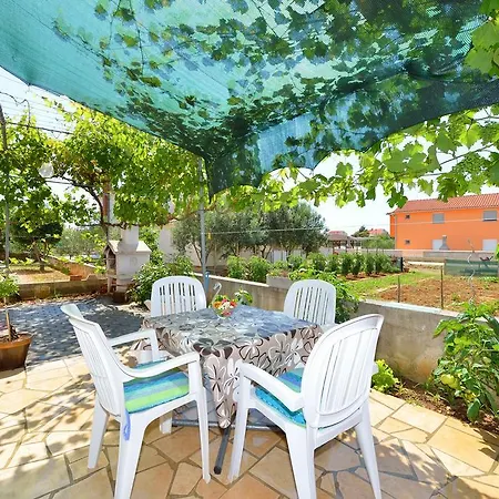 Apartamento Ivo Kaurinovic Zaton (Zadar)